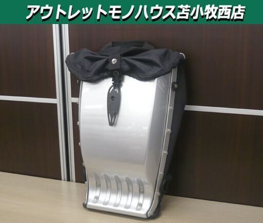 BOBLBE-E ボブルビー リュック ハードシェルバッグパック シルバー スウェーデン製 ブランキングデザイン マグナムドライコラボ 苫小牧西店