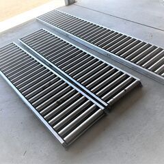 ハラックス アルベア アルミ製ローラーコンベヤ 中古  2ｍｘ2本 3ｍｘ1本