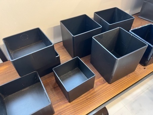 メタルの器　什器