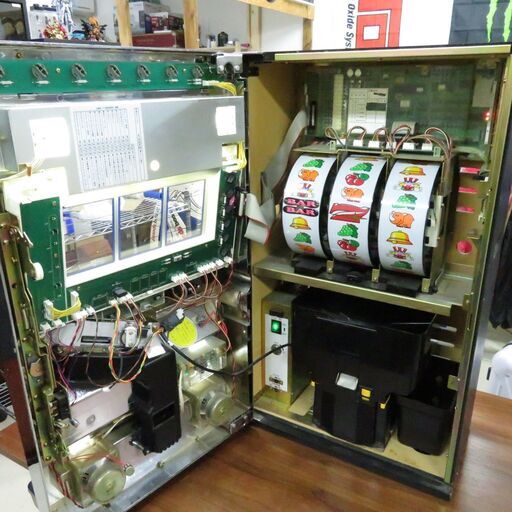 青鬼　スロット　6号機　コイン不要機付き　設定キー　ドアキー 青鬼 スロット オリンピア コイン不要機 6号機