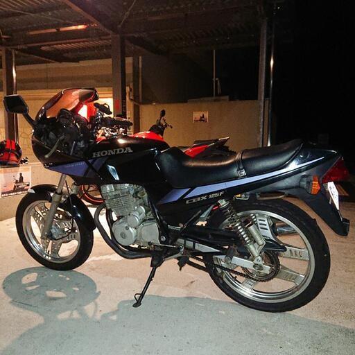 【終了】希少車、ホンダCBX125F  DOHCエンジン！女性にも 終了】希少車、ホンダCBX125F DOHCエンジン！女性にも 【公式通販】