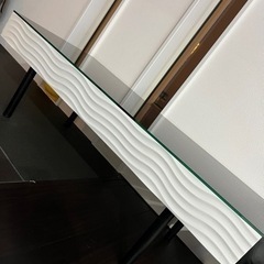(成立)ガラステーブル 白黒 デザインテーブル 脚取外可能