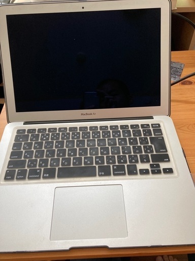 【ジャンク、修理できる方向け】MacBook air mid2011 13インチ