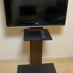 【東芝】37型REGZA 液晶テレビ　壁面スタンド込み