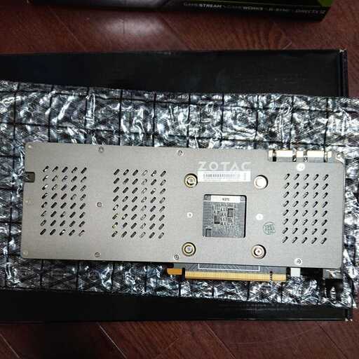 PCパーツ ZOTAC GeForce GTX 980 AMP Edition ZT-90204-10P