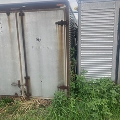 2トンコンテナ❗️早い者勝ち❗️即引き取り歓迎❗️