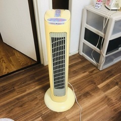 今日か明日　縦型扇風機