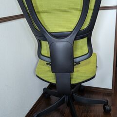 Ergohuman smart（エルゴヒューマン スマート）/ グリーン