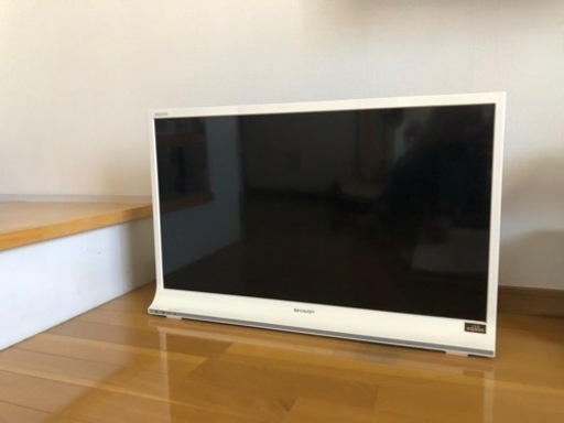 【美品】テレビ TV  SHARP LED AQUOS ホワイト 32型 B-caカード付き