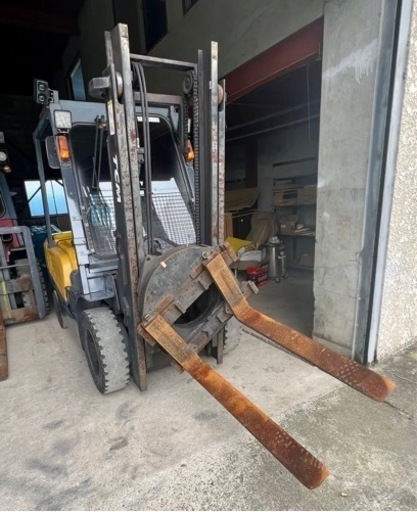 TCM フォークリフト FG25T3 ガソリン ツメ 回転式