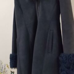 自信おすすめ超美品 ネイビー本格総ラム&毛皮 ゴージャスフードロング 