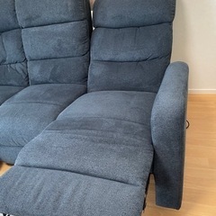 【美品】【東京インテリア】電動リクライニングソファ