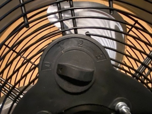 【まとめて購入ありがとうございました】置き型扇風機