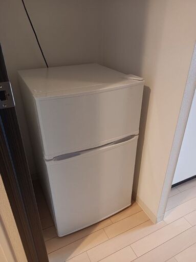 冷蔵庫 90L コンパクト 2020年製