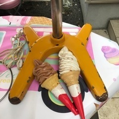 ソフトクリームマシーンとライト、食品サンプルセット