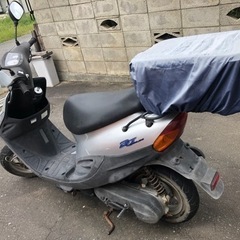 原付バイクお売り致します?5千キロ以下！（ヘルメットプレゼント！）