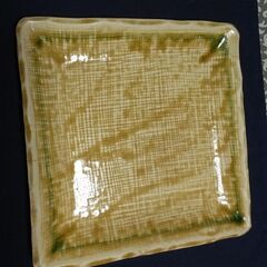  角皿　編み模様