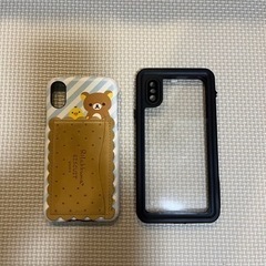 iPhoneXsケース　２つ