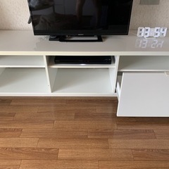 テレビ台　収納付き　白　IKEA