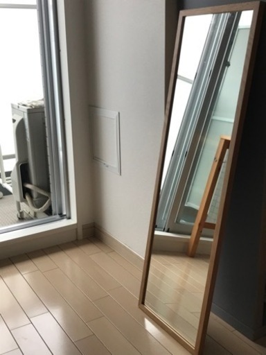 無印良品　鏡　ミラー　壁につけられる家具　取りに来て頂ける方