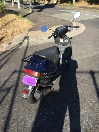 外装少し割れたので値引き　アドレスv100 CE13A 少し手を入れてます。