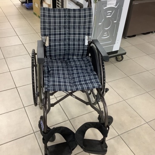 カワムラサイクル　車椅子　22インチ