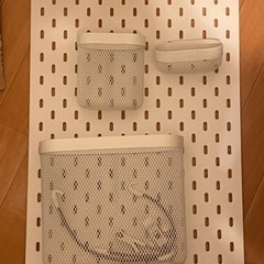 IKEA スコーディス　有孔ボード