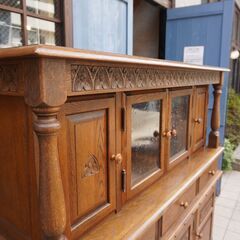 HAYAMA GARDEN(葉山ガーデン)取扱いの北海道旭川家具メーカー勇峰工芸のナラ材を使用したキャビネットです。無垢材の上品な質感とナチュラルな雰囲気が魅力のサイドボードは食器棚や本棚としても♪CH306