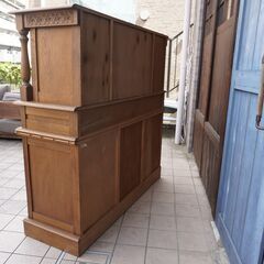 HAYAMA GARDEN(葉山ガーデン)取扱いの北海道旭川家具メーカー勇峰工芸のナラ材を使用したキャビネットです。無垢材の上品な質感とナチュラルな雰囲気が魅力のサイドボードは食器棚や本棚としても♪CH306