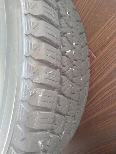 Jeepコンパス（型式ABA-M624）　17インチスタッドレスタイヤホイールセット