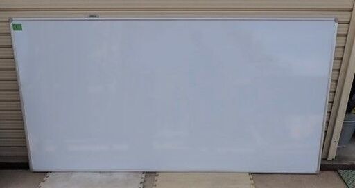 ⑤　田川市　壁掛け　片面　ホワイトボード　1800×900　中古