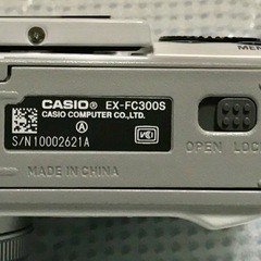 カシオ EX-FC300S デジタルカメラ 【最終処分価格】