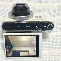 カシオ EX-FC300S デジタルカメラ 【最終処分価格】