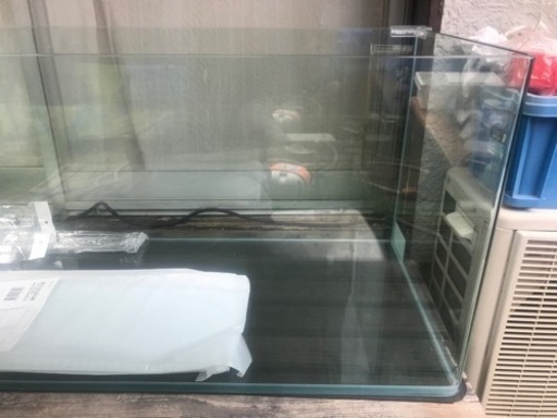 新品未使用120センチガラス水槽 フレームレス前面R加工 アクリル水槽