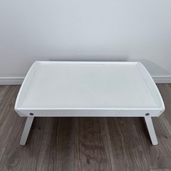 IKEA ベットサイドテーブル