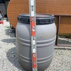 プラタンク　水槽　植木鉢　貯水タンク