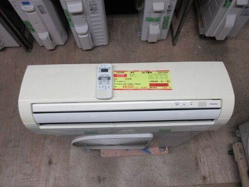 K03480　東芝　 中古エアコン　主に6畳用　冷房能力　2.2KW ／ 暖房能力　2.2KW