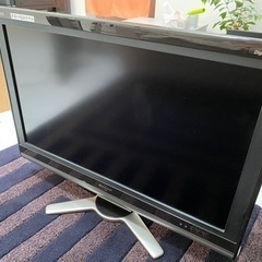 2009年製液晶テレビ　シャープAQUOS32型