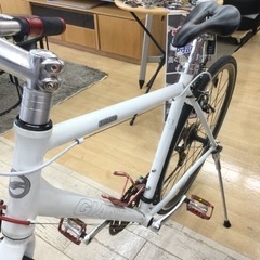 【✨通勤•通学❗️デリバリー❗️８段変速ギア❗️ホワイト❗️✨】GIANT/ジャイアント クロスバイク