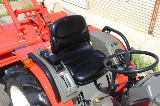 SOLD OUT】ヤンマ トラクター F180 18馬力 自動水平 バックアップ