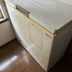 中古　サンヨー冷凍ストッカー　台車付き