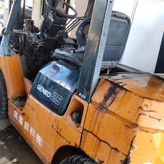 クランプホークリフト　トヨタホークリフトトラック　2.5トン