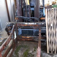 クランプホークリフト　トヨタホークリフトトラック　2.5トン