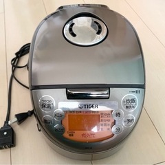 2016年製　タイガー　IH炊飯ジャー3合炊き（JKO-G550）