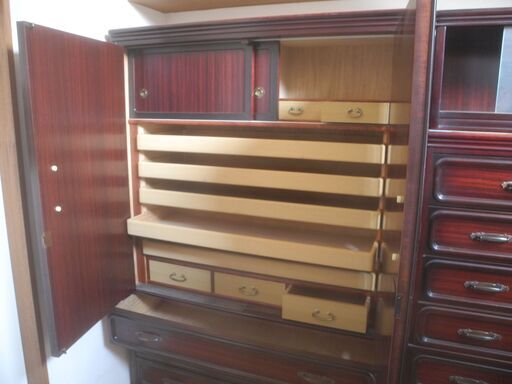 婚礼家具②】和タンス／天然木化粧板／ローズ／ポリエステル加工