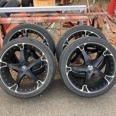 タイヤ　ホイール　22インチ　265/35r22