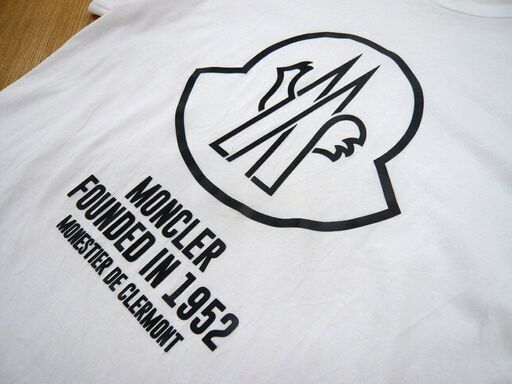 MONCLER モンクレール Tシャツ ホワイト ラバーロゴマーク Lサイズ USED MONCKER FOUNDED IN 1952 苫小牧西店