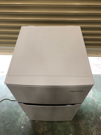 2020年製 Hisense ハイセンス 冷凍 冷蔵庫 2ドア 93L HR-B95A 直冷式 耐熱トップテーブル 右開き2018