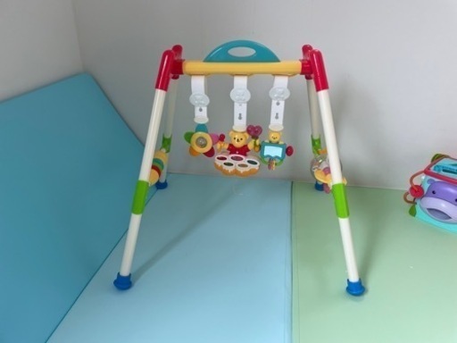 ベビージム メロディジムcombi 赤ちゃんおもちゃ玩具 大吉 北千住の子供用品の中古あげます 譲ります ジモティーで不用品の処分