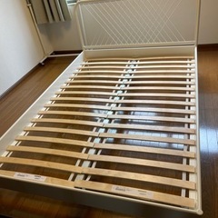 【無料で差し上げます】ダブルベッド　フレーム　IKEA 